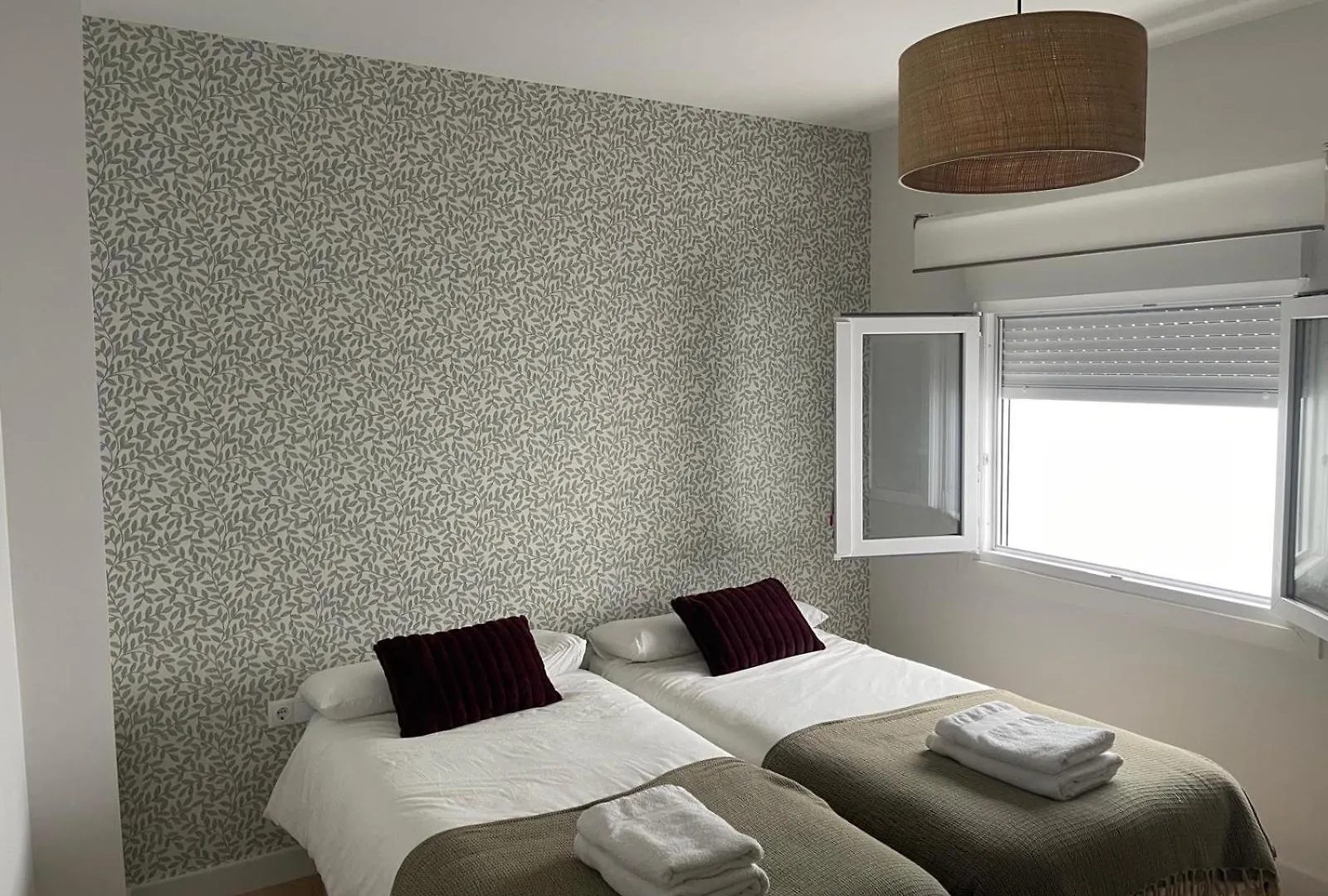 Apartamentos La Higuera 2 Rota